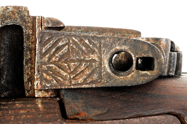 Belt Style Pistol with Patilla Style Miquelet Lock - detail 7