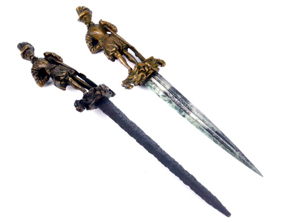 Two French Military Officer Daggers, Circa 1560 - detail 3
