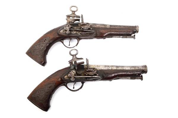 Pair of Belt Pistols with Patilla Style Miquelet Locks Barrels - main view