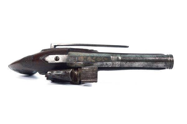 Pair of Belt Pistols with Patilla Style Miquelet Locks Barrels - detail 4