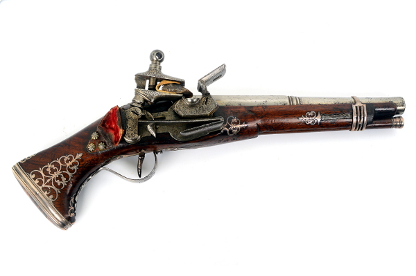 Catalan Style Pistol with Patilla Style Miquelet Lock, c1710 - main view