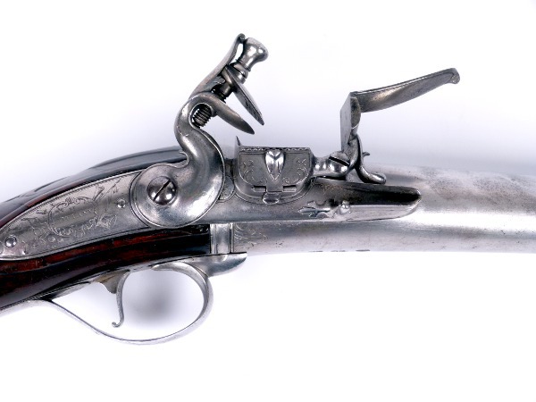 Break-Action Flintlock Long Gun with Steel Cartridge - detail 2
